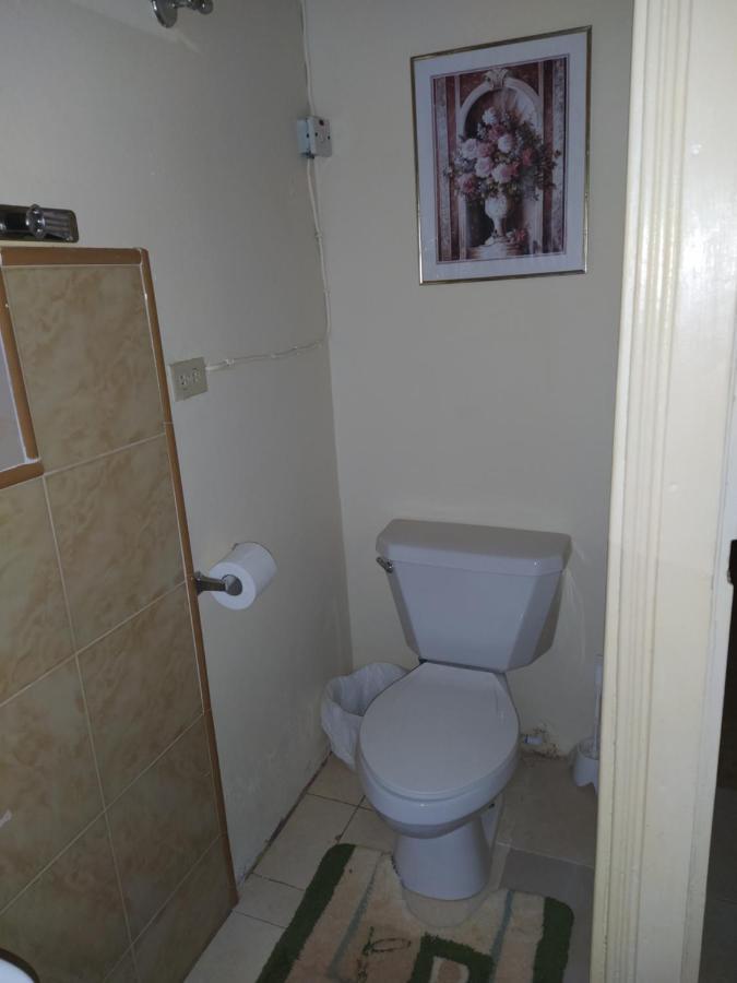 Gables Vacation Rentals With Private Gated Parking Onsite Knockpatrick Bagian luar foto