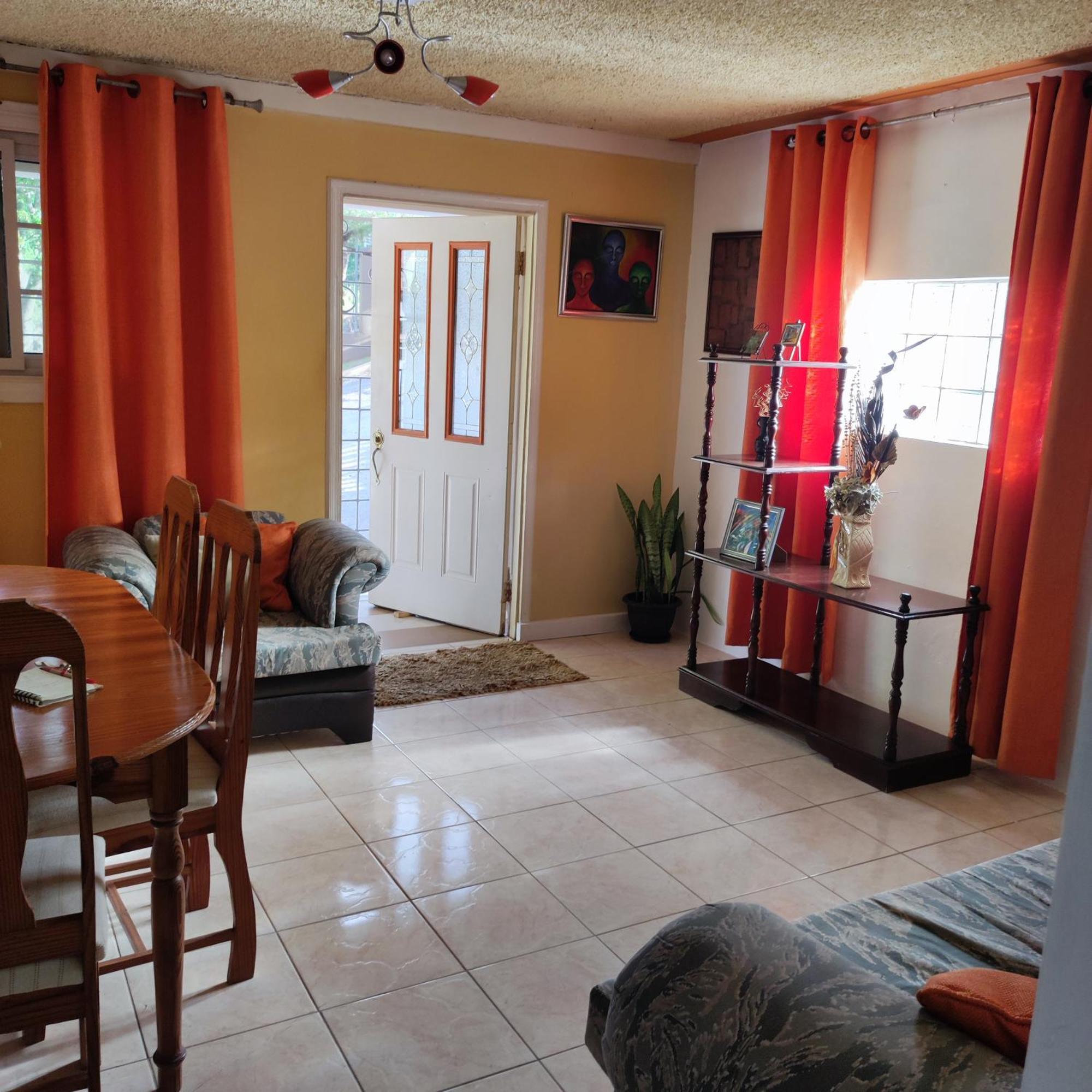 Gables Vacation Rentals With Private Gated Parking Onsite Knockpatrick Bagian luar foto