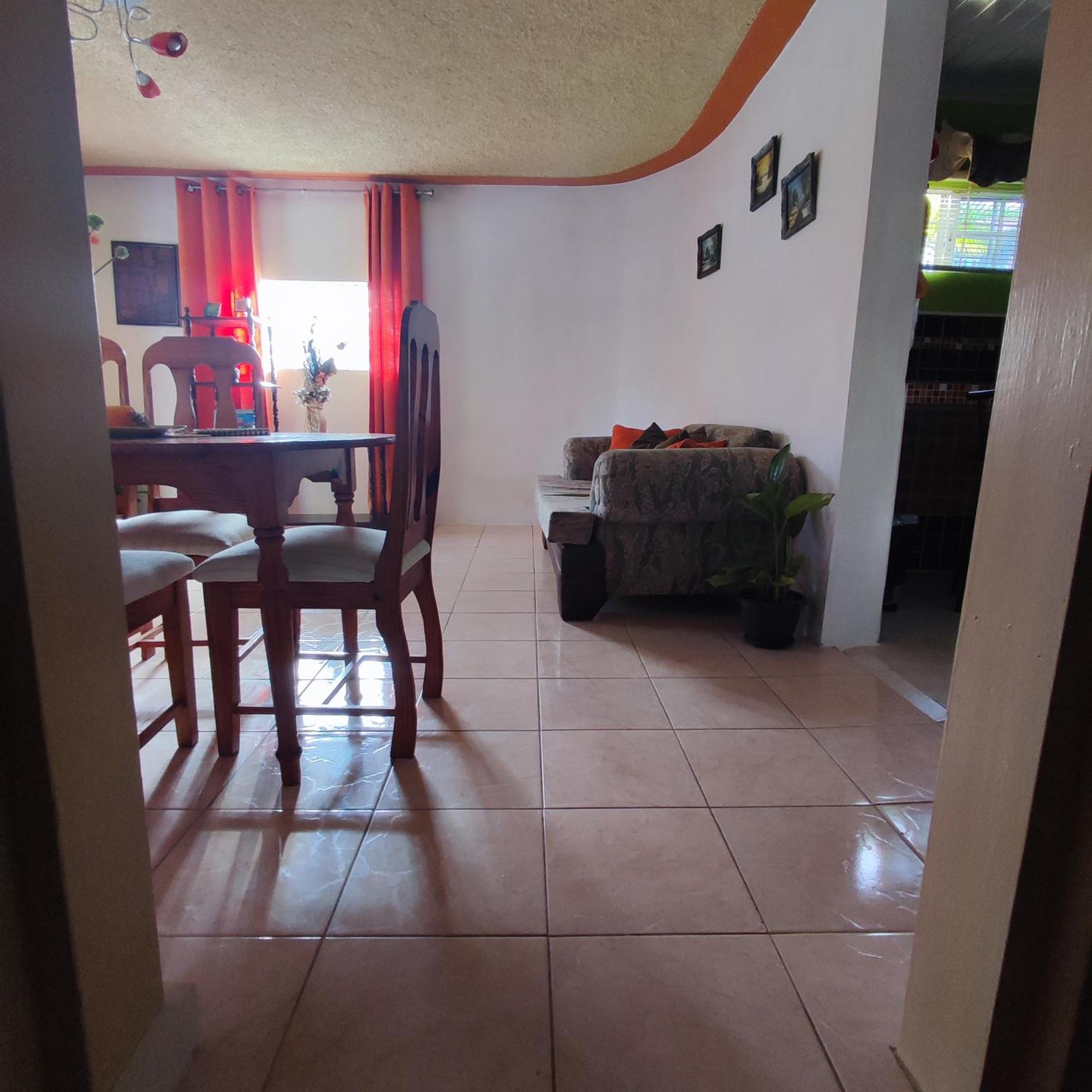 Gables Vacation Rentals With Private Gated Parking Onsite Knockpatrick Bagian luar foto