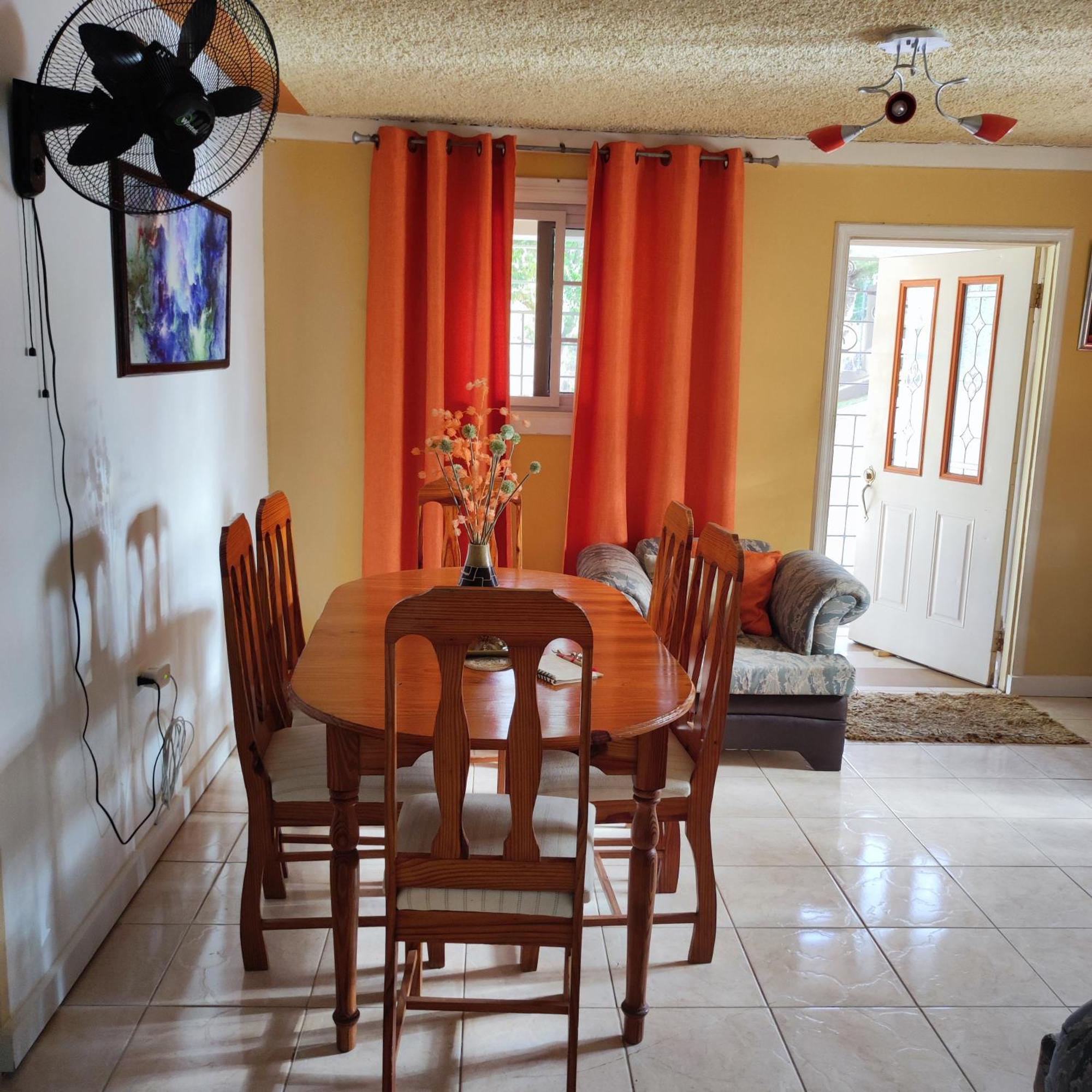 Gables Vacation Rentals With Private Gated Parking Onsite Knockpatrick Bagian luar foto